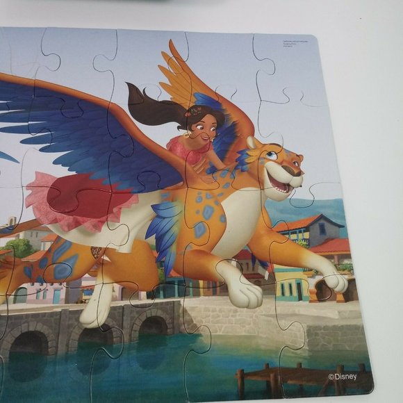 Disney Elena Of Avalor 3D Metal Lunchbox & Puzzle - Picture 4 of 15